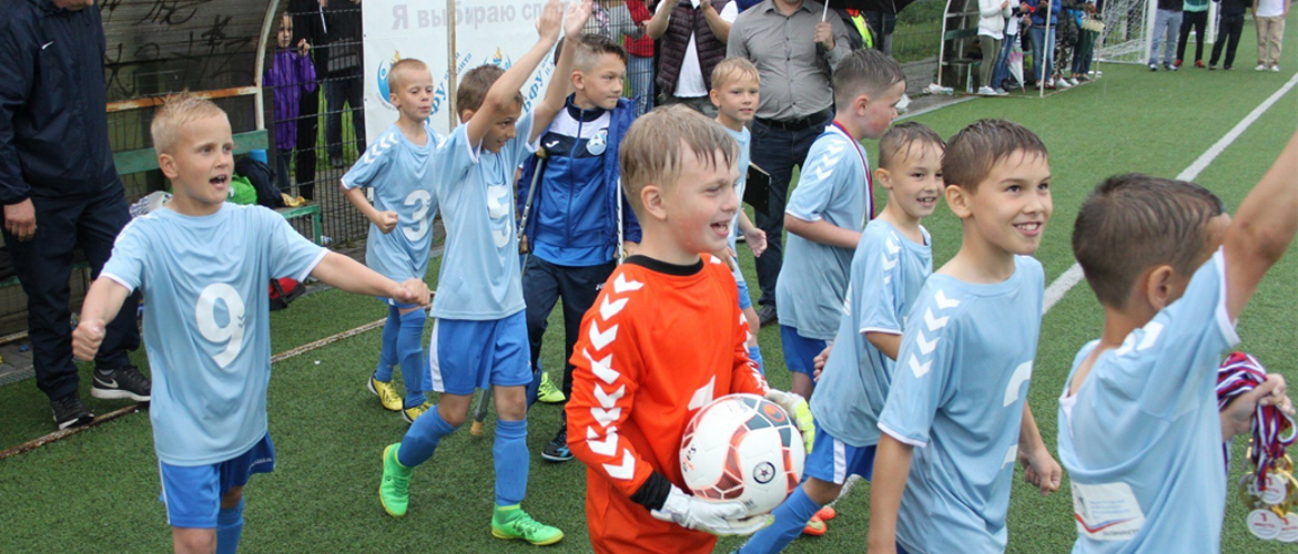 «БОЛЬШИЕ ЗВЕЗДЫ СВЕТЯТ МАЛЫМ» 