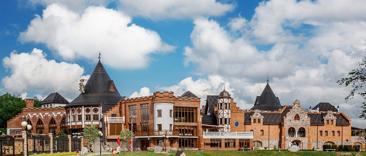 СМОТРИМ ФУТБОЛ ВМЕСТЕ