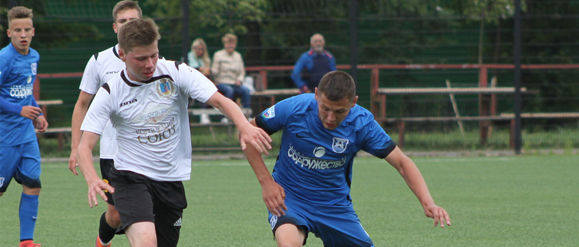 МОЛОДЁЖКА В ЧЕТВЕРТЬФИНАЛЕ 